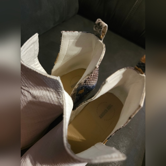 ARIDER GIRLWomen's Snake Print Ankle Boots Booties SZ6.5 - Picture 11 of 13